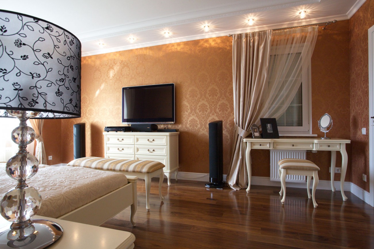 american walnut hardwood flooring in living room